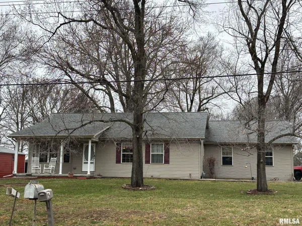 $249,900 | 17106 Newmansville Avenue, Petersburg, IL 62675