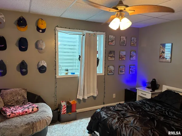 $249,900 | 17106 Newmansville Avenue, Petersburg, IL 62675