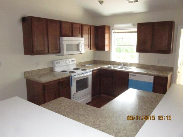 7528 Deer Branch Road Roanoke, VA 24019 - Photo 4 of 20 IMG_3611