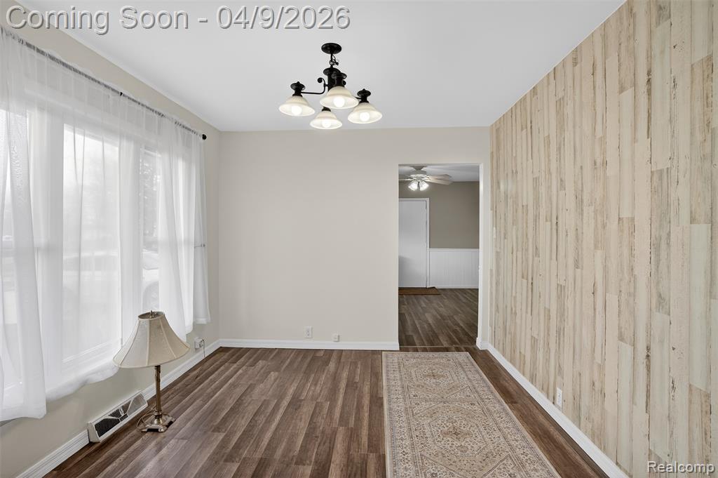 1405 Aiken Road Owosso, MI 48867 - Photo 7 of 48