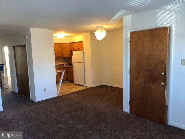 4044 Balwynne Park Road Philadelphia, PA 19131 - Photo 4 of 14 Gallery Image 4