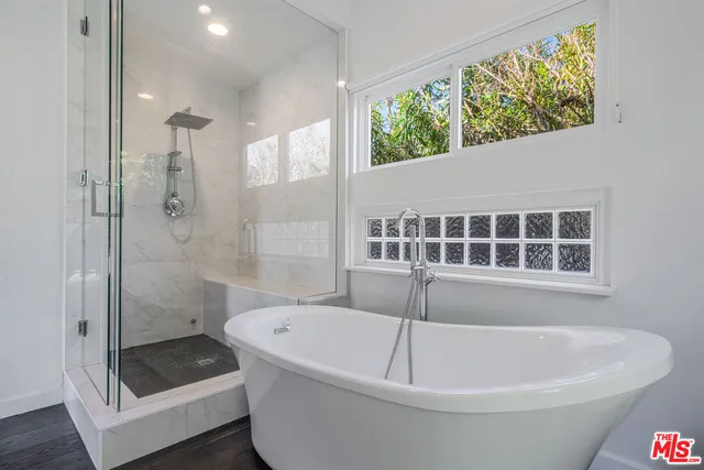 $8,900 | 17921 Vicino Way, Pacific Palisades, CA 90272