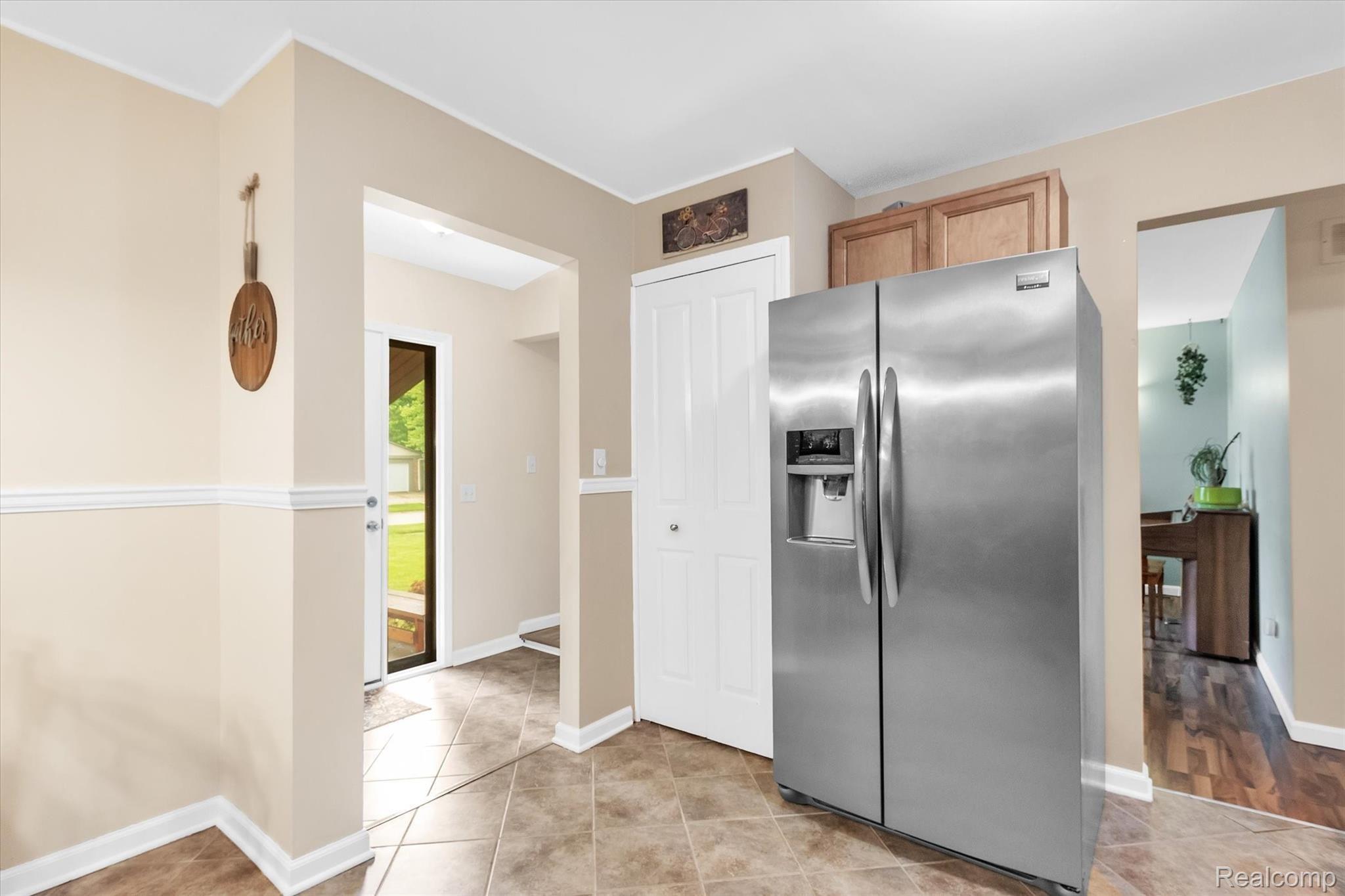 42828 Keystone Canton, MI 48187 - Photo 12 of 45 12-42828-Keystone-WindowStill-Real-Estate-Photography-12.jpg