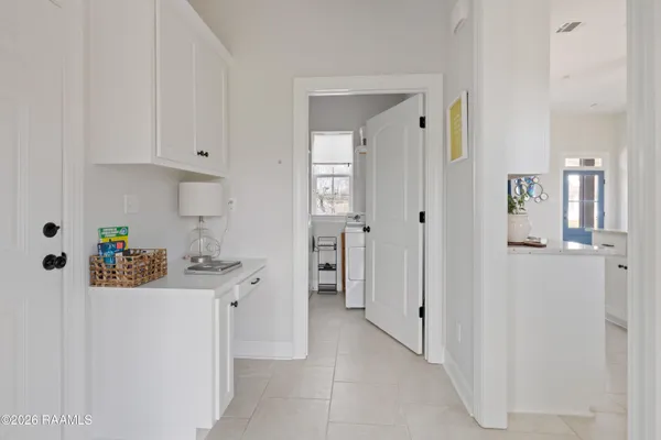 $285,000 | 110 Louis Private Lane, Maurice, LA 70555