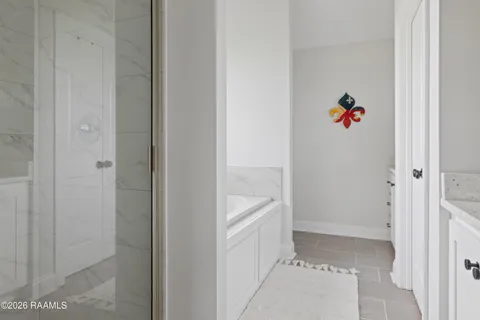 $285,000 | 110 Louis Private Lane, Maurice, LA 70555