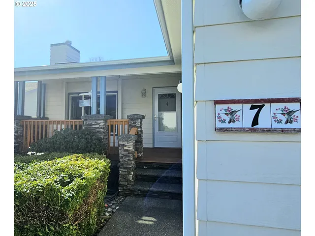 a view of front door and porch