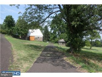 1305 Bucks Road Perkasie, PA 18944 - Photo 4 of 12