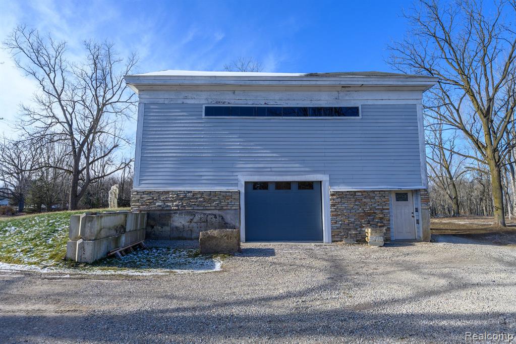 56180 10 Mile Road South Lyon, MI 48178 - Photo 32 of 36 Gallery Image 32