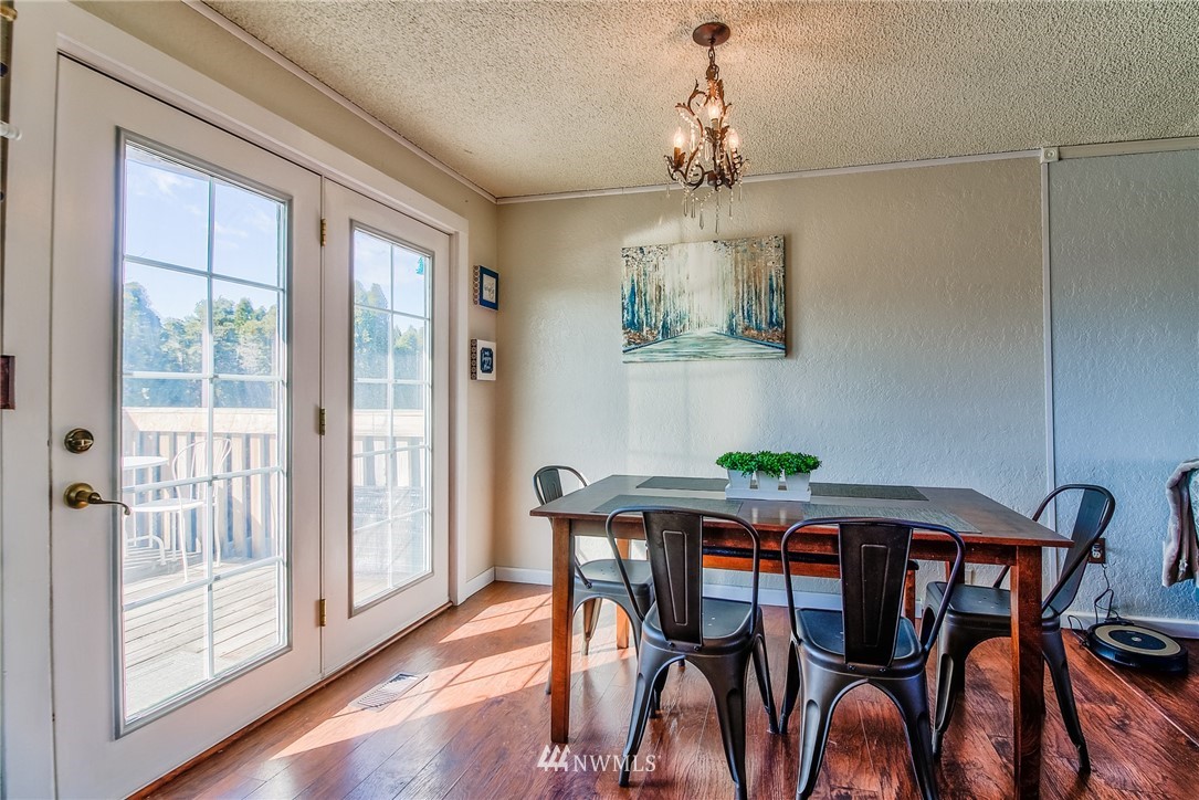 204 West Goodlander Road Selah, WA 98942 - Photo 3 of 16 Gallery Image 3