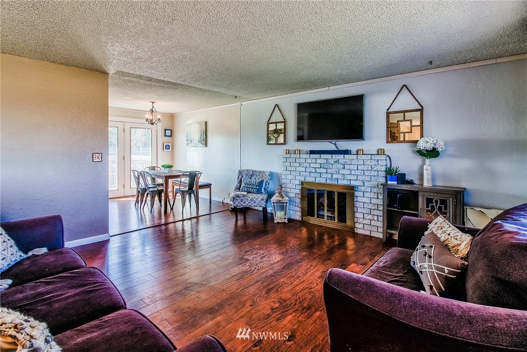 204 West Goodlander Road Selah, WA 98942 - Photo 4 of 16 Gallery Image 4