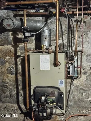 $227,900 | 19 Thompson Street, Broadalbin, NY 12025