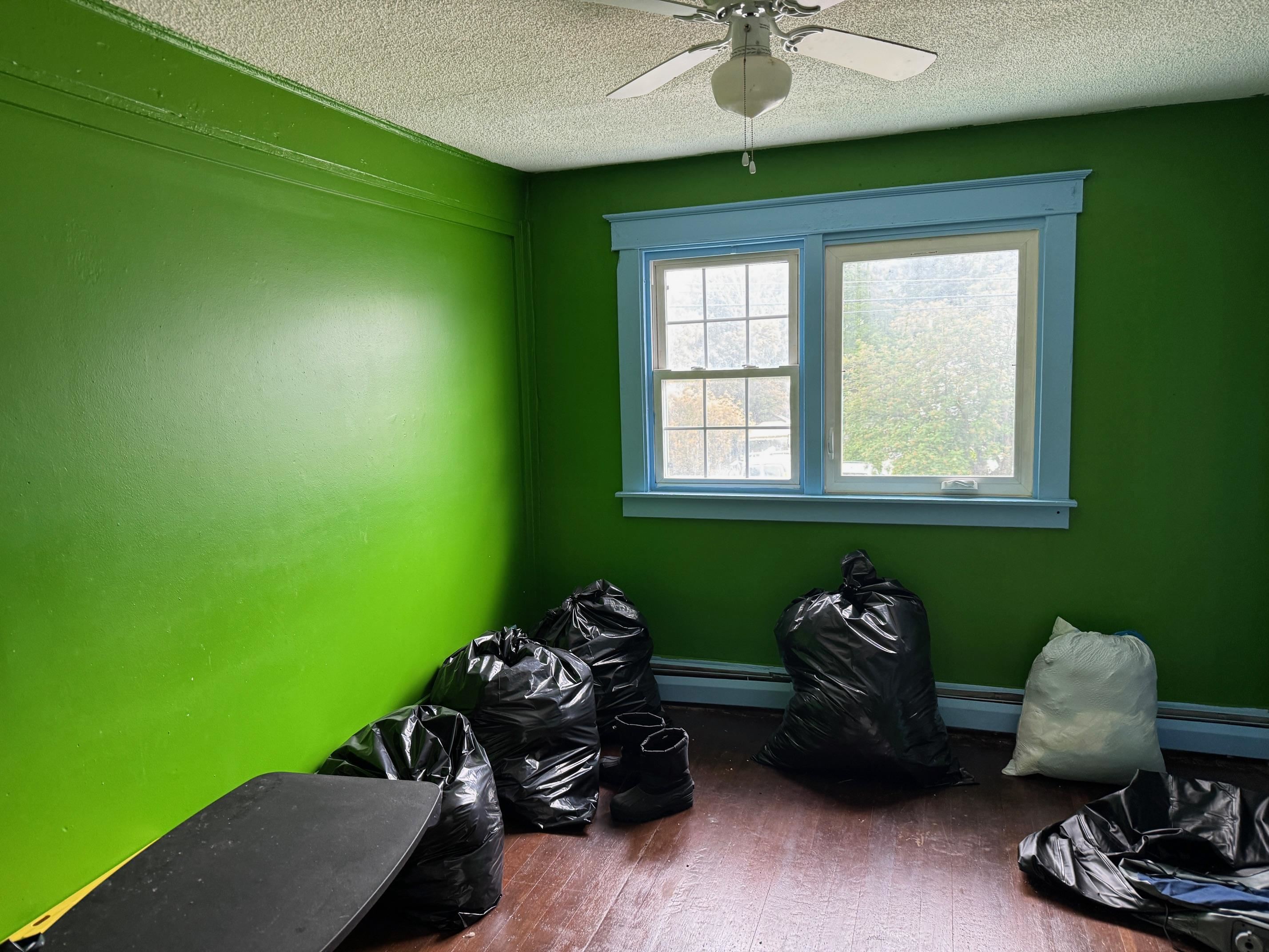 905 County Street Bennington, VT 05201 - Photo 5 of 11