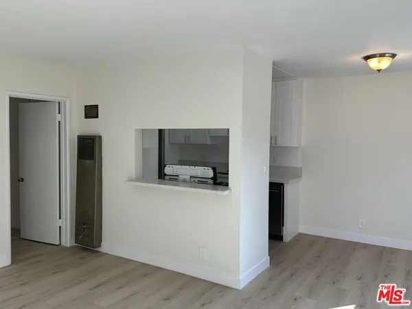 $2,399 | 624 Aerick Street, Unit 3, Inglewood, CA 90301