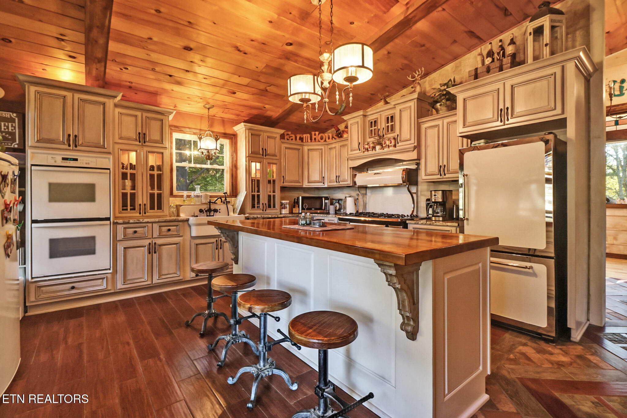 698 Boone Ridge Road Jamestown, TN 38556 - Photo 13 of 56 if1a3765-if1a3769