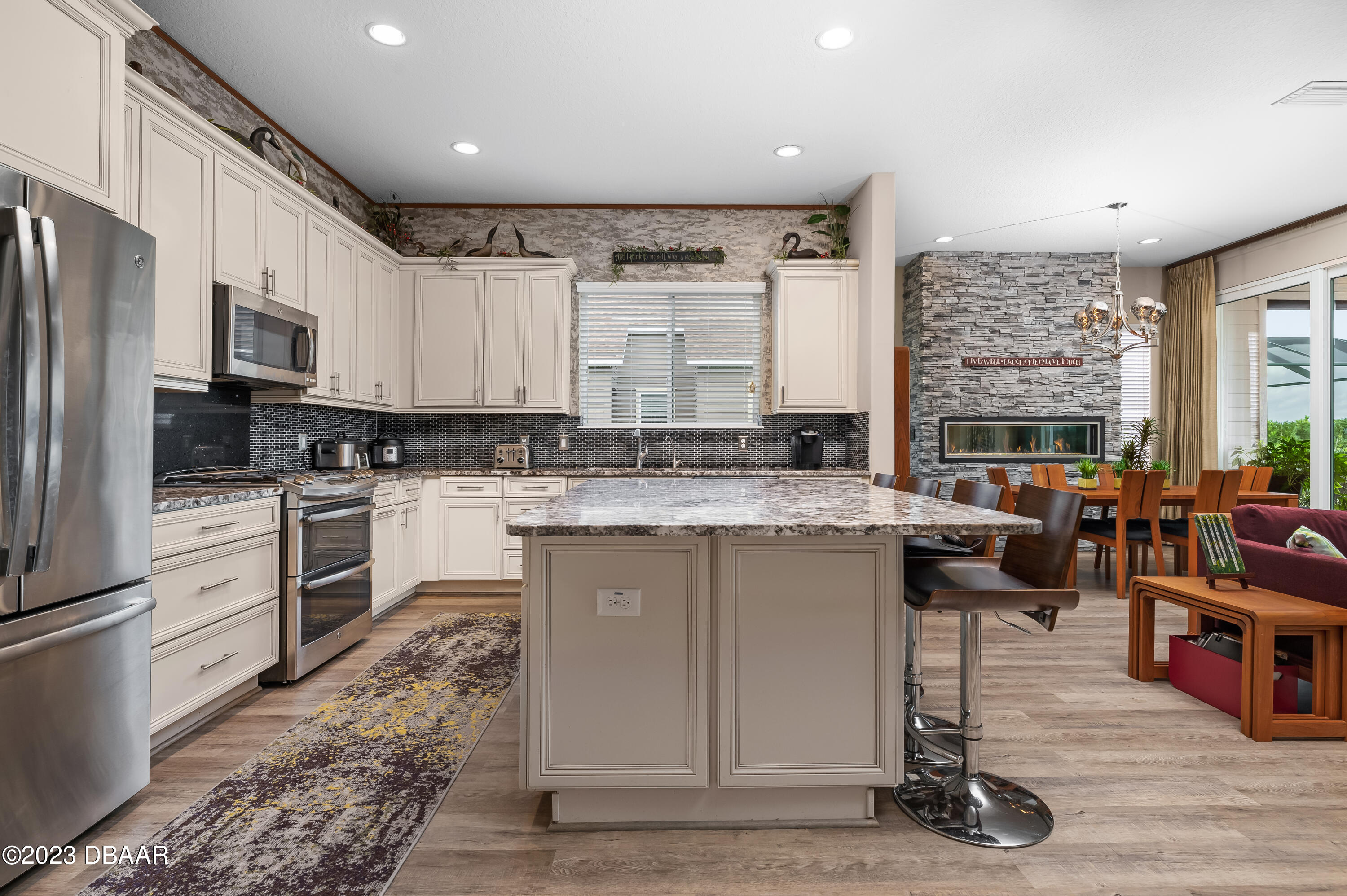 5367 Northwest 35th Ln Road Ocala, FL 34482 - Photo 12 of 46 4.1