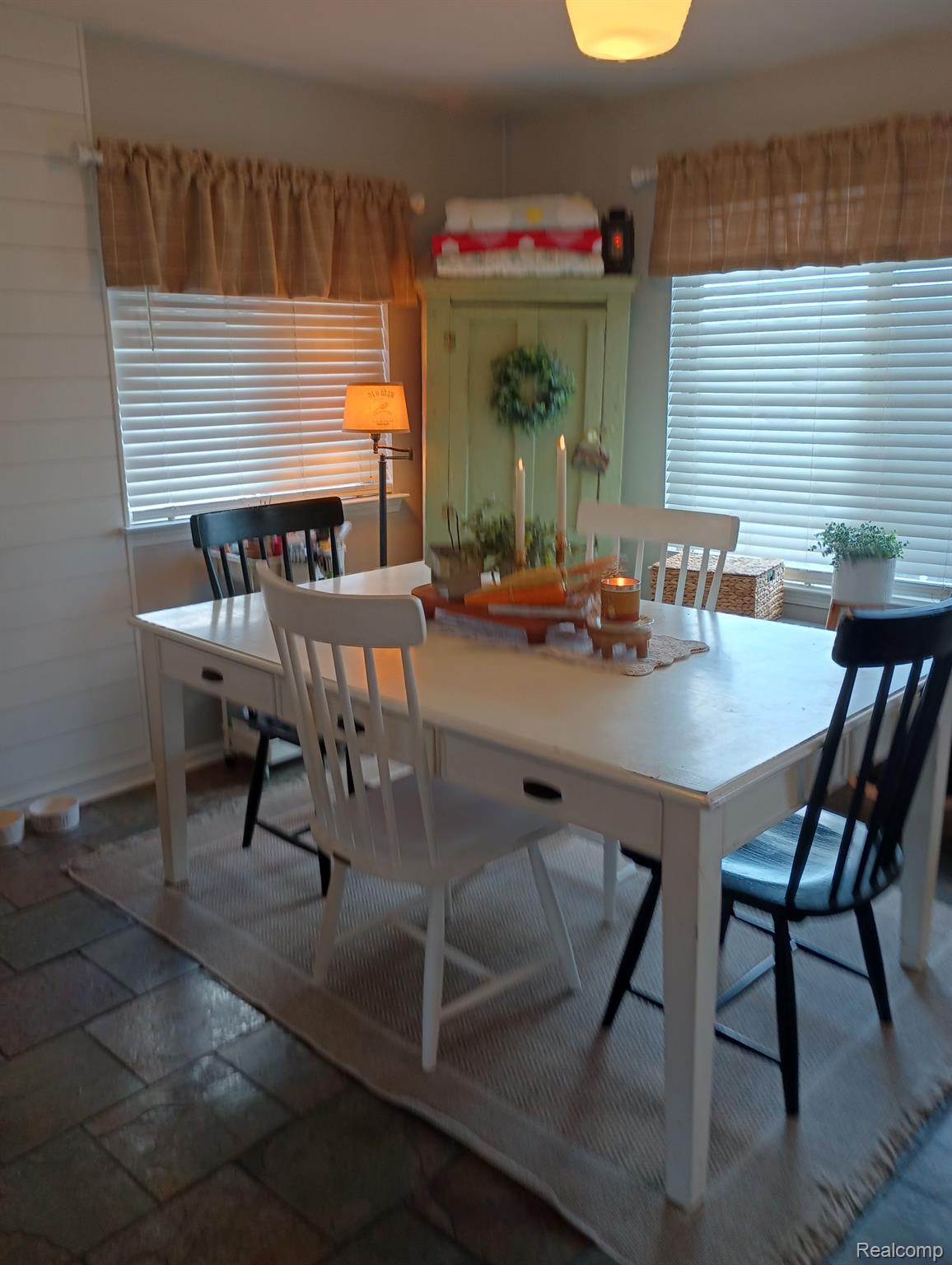 4039 Stone Post Road Newport, MI 48166 - Photo 12 of 26 Gallery Image 12
