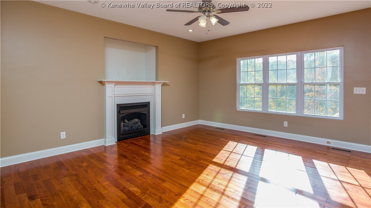 185 Hyde Park Road Winfield, WV 25213 - Photo 7 of 34 Gallery Image 7
