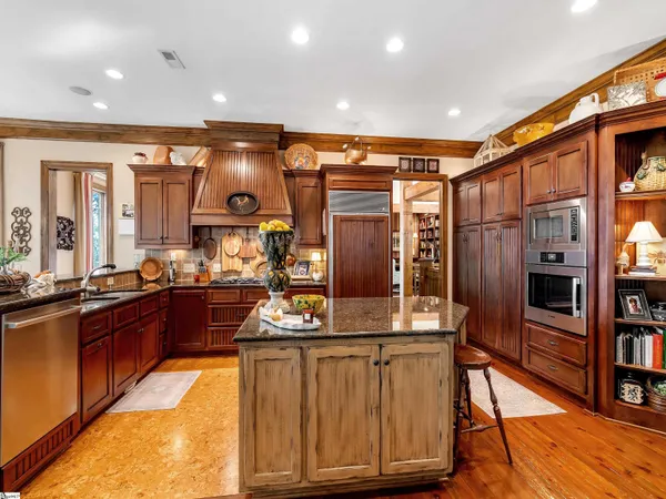 $1,575,000 | 11 Moss Falls Lane, Landrum, SC 29356