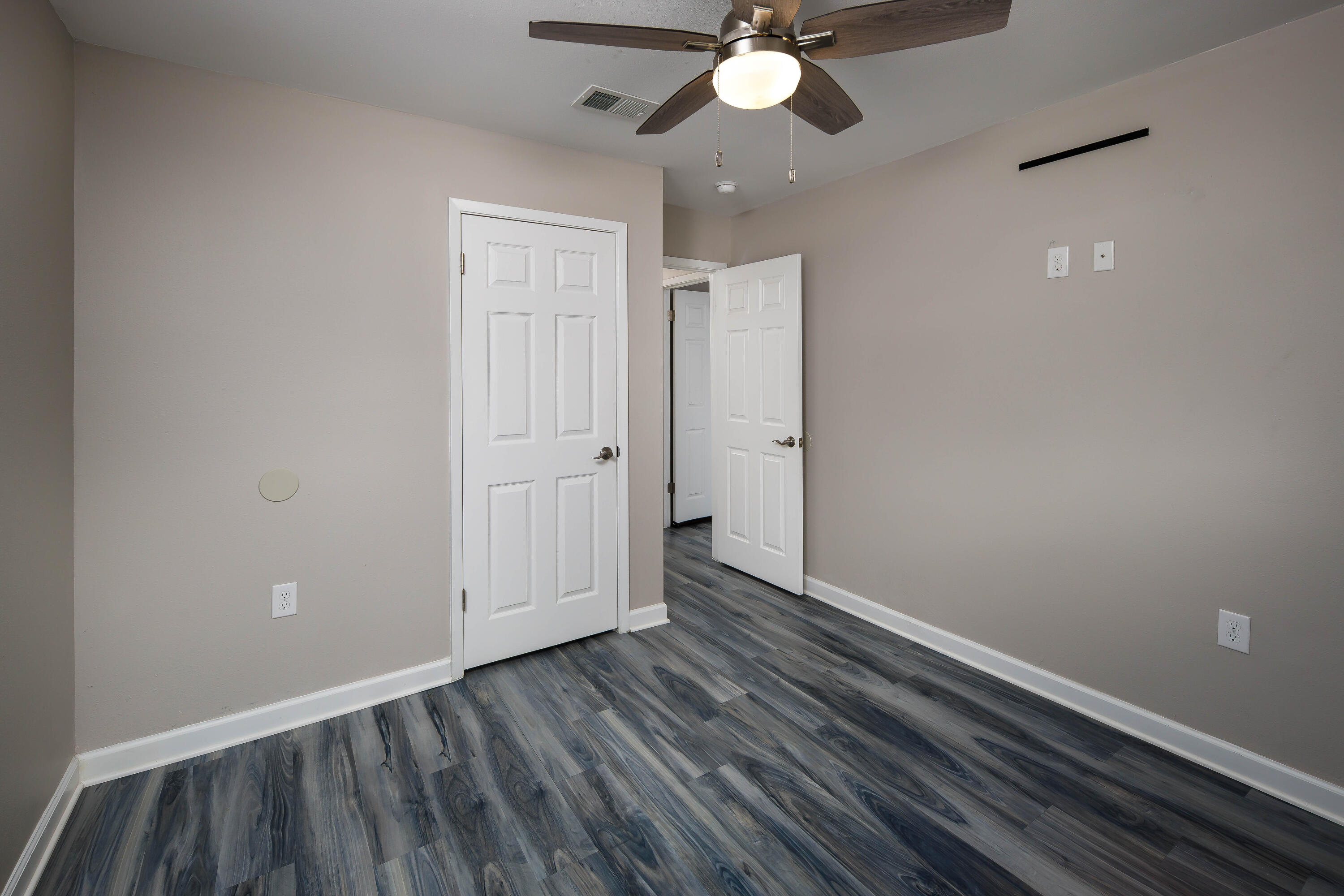 323 Olde Post Road Niceville, FL 32578 - Photo 29 of 42 323 Olde Post Rd_2025_05_30_064-Edit