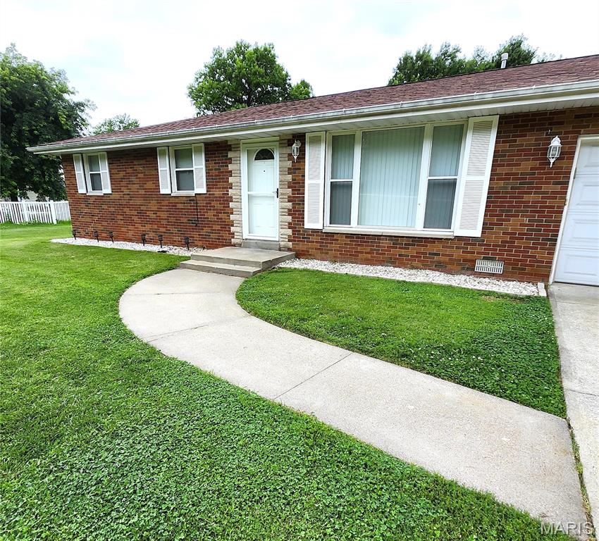 1366 St Thomas Road Granite City, IL 62040 - Photo 13 of 33 Gallery Image 13
