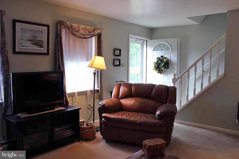 56 Pinewood Avenue Lititz, PA 17543 - Photo 3 of 18