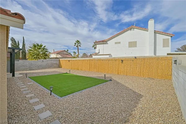 $2,150 | 592 Macbrey Drive, Las Vegas, NV 89123