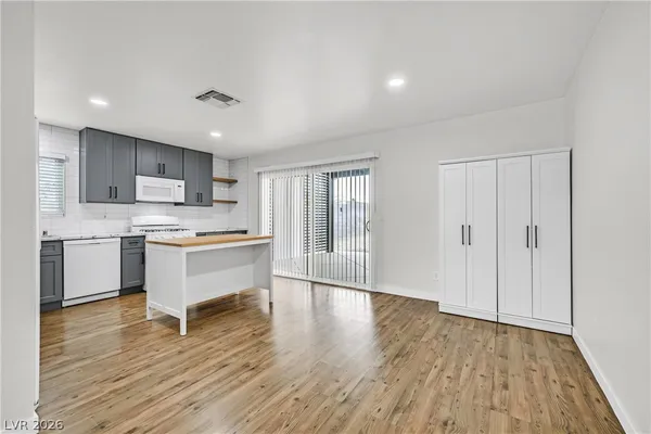 $2,150 | 592 Macbrey Drive, Las Vegas, NV 89123