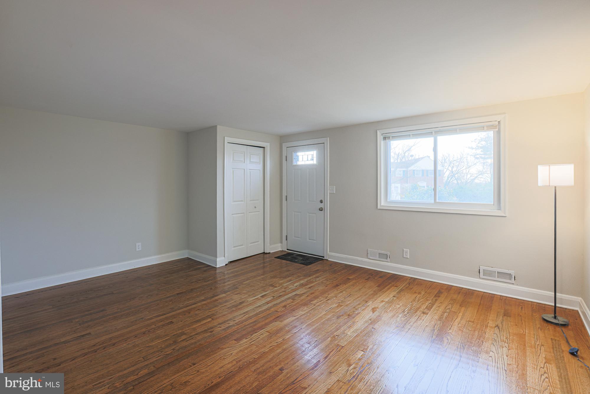 1302 Kenton Road Baltimore, MD 21234 - Photo 11 of 34