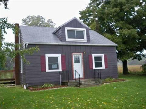 3040 North Meridian Road Addison, MI 49220 - Photo 1 of 10 917328.JPG