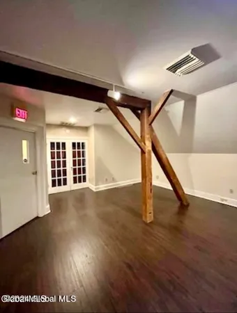 $1,000 | 2 Washington Square, Unit 6, Greenwich, NY 12834