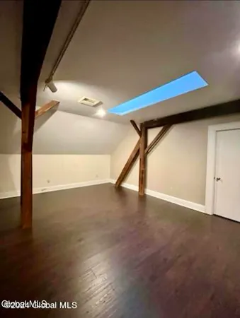 $1,000 | 2 Washington Square, Unit 6, Greenwich, NY 12834