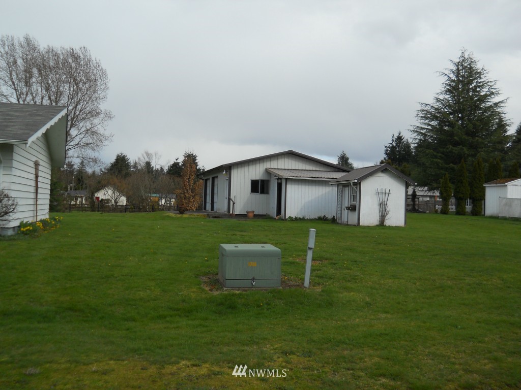 1016 Northeast Rhoades Winlock, WA 98596 - Photo 3 of 15