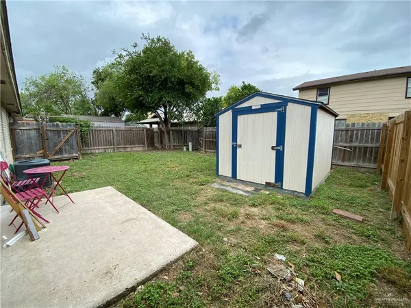 $1,100 | 2132 West Iris Avenue, Unit 3, McAllen, TX 78501