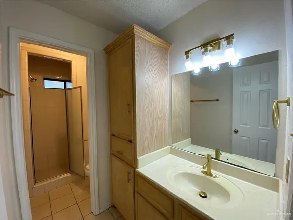 $1,100 | 2132 West Iris Avenue, Unit 3, McAllen, TX 78501