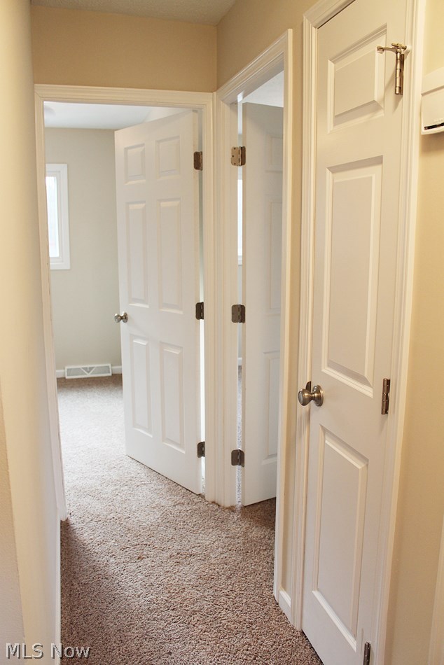 8844 Edgehill Road Mentor, OH 44060 - Photo 13 of 19 Gallery Image 13