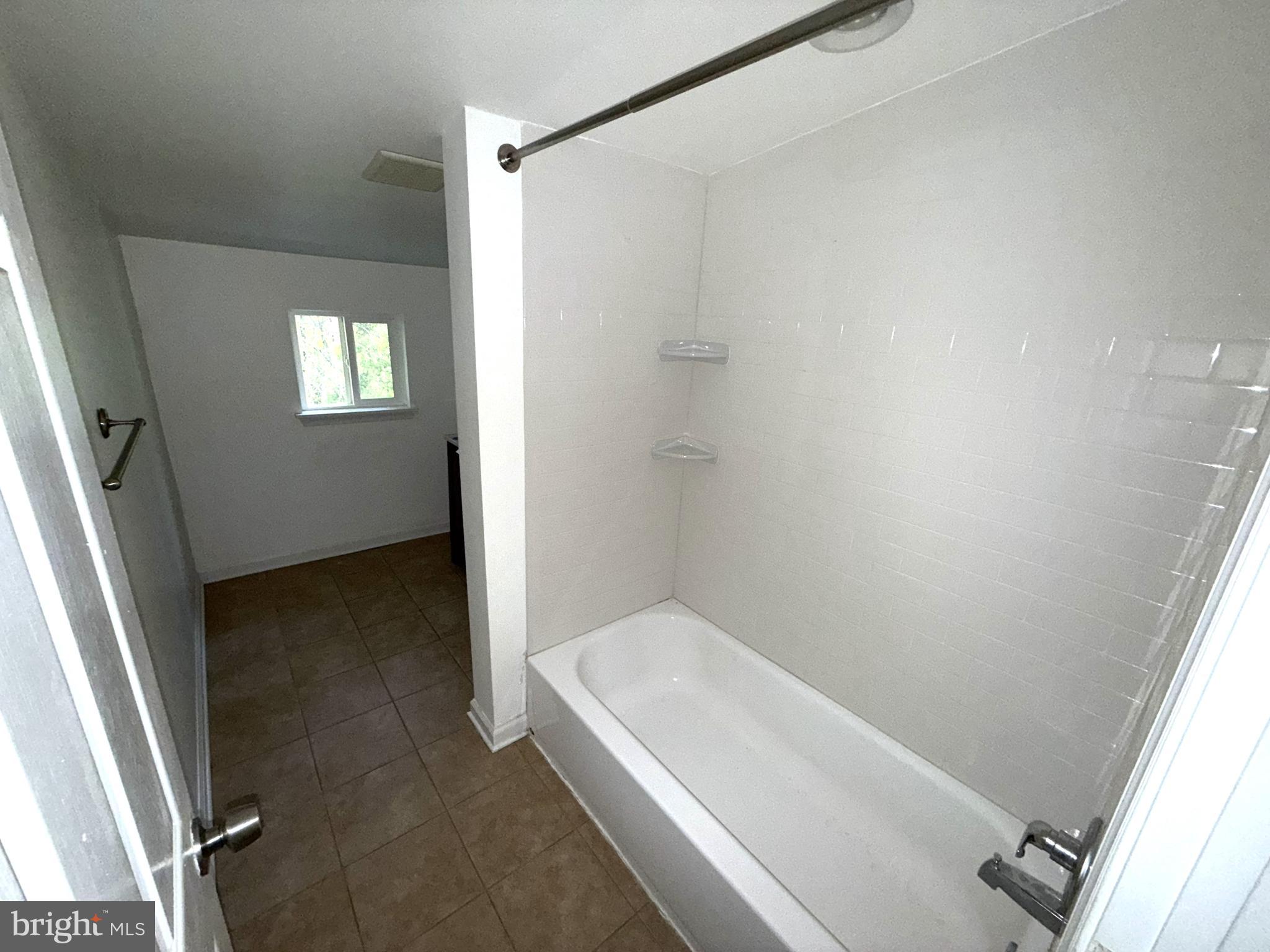 215 Sycamore Road Glen Burnie, MD 21060 - Photo 12 of 16