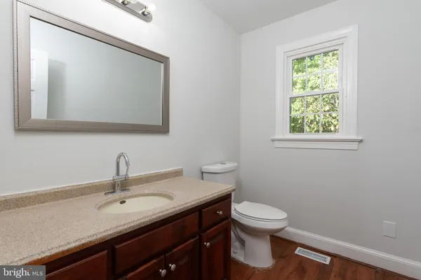 $574,900 | 13100 Rockridge Road, Chester, VA 23831