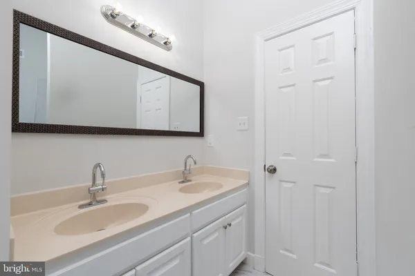$574,900 | 13100 Rockridge Road, Chester, VA 23831
