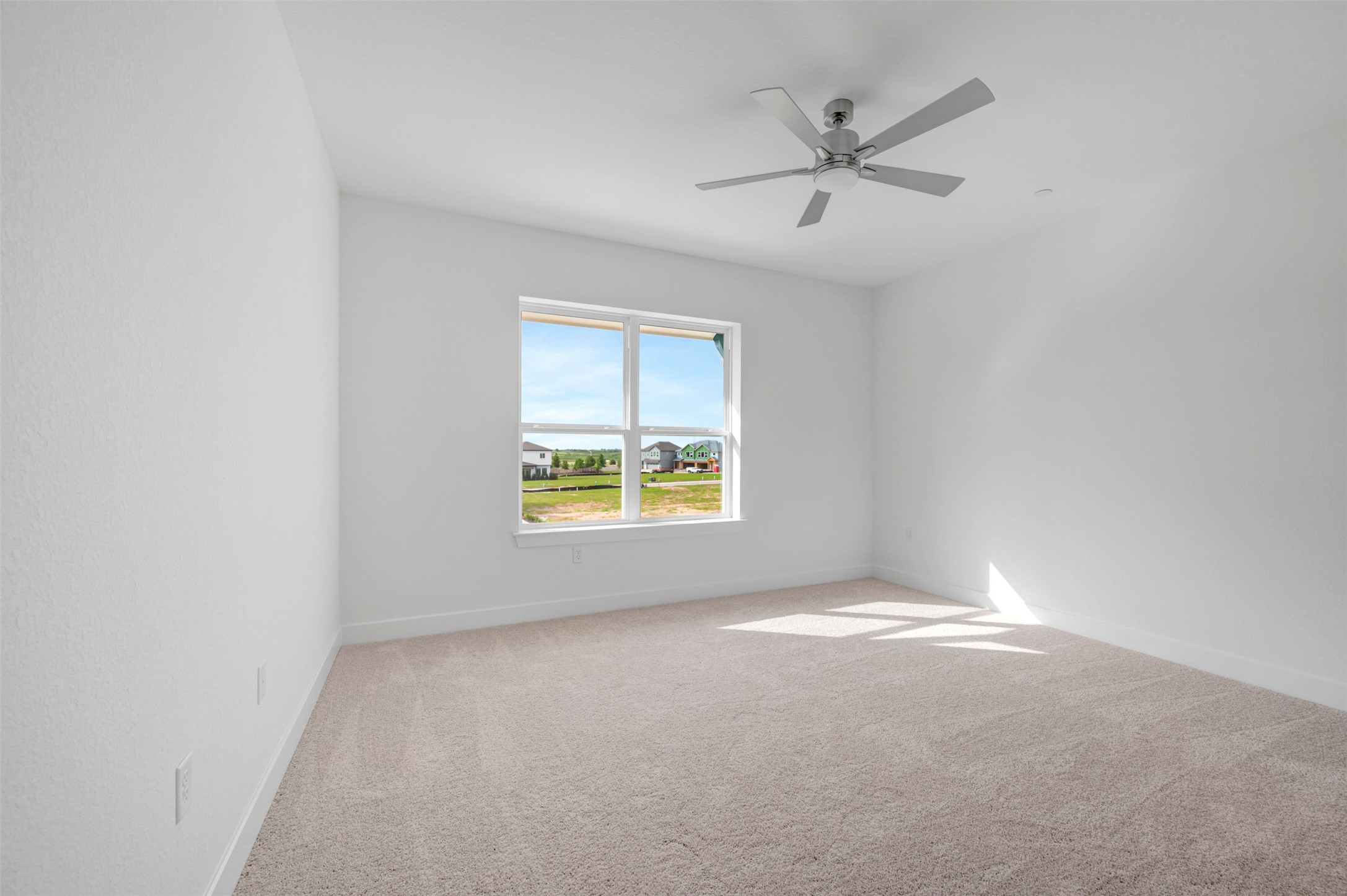 1012 B Brickell Loop Austin, TX 78744 - Photo 7 of 23 Owner's Retreat