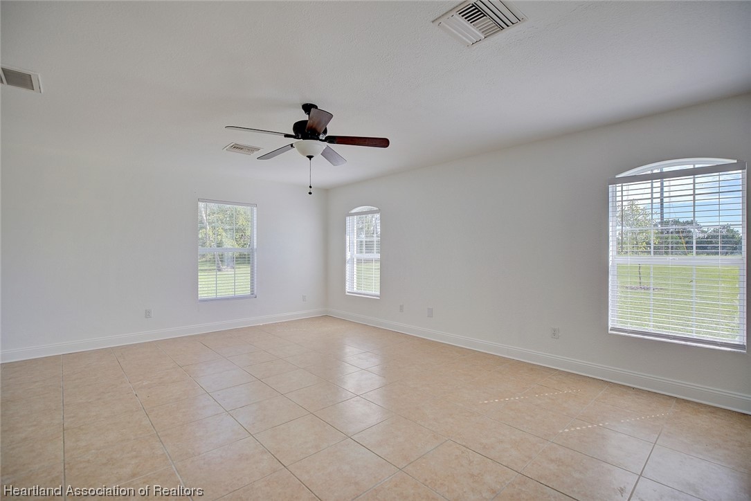 8011 Twitty Road Sebring, FL 33876 - Photo 19 of 40 Gallery Image 19