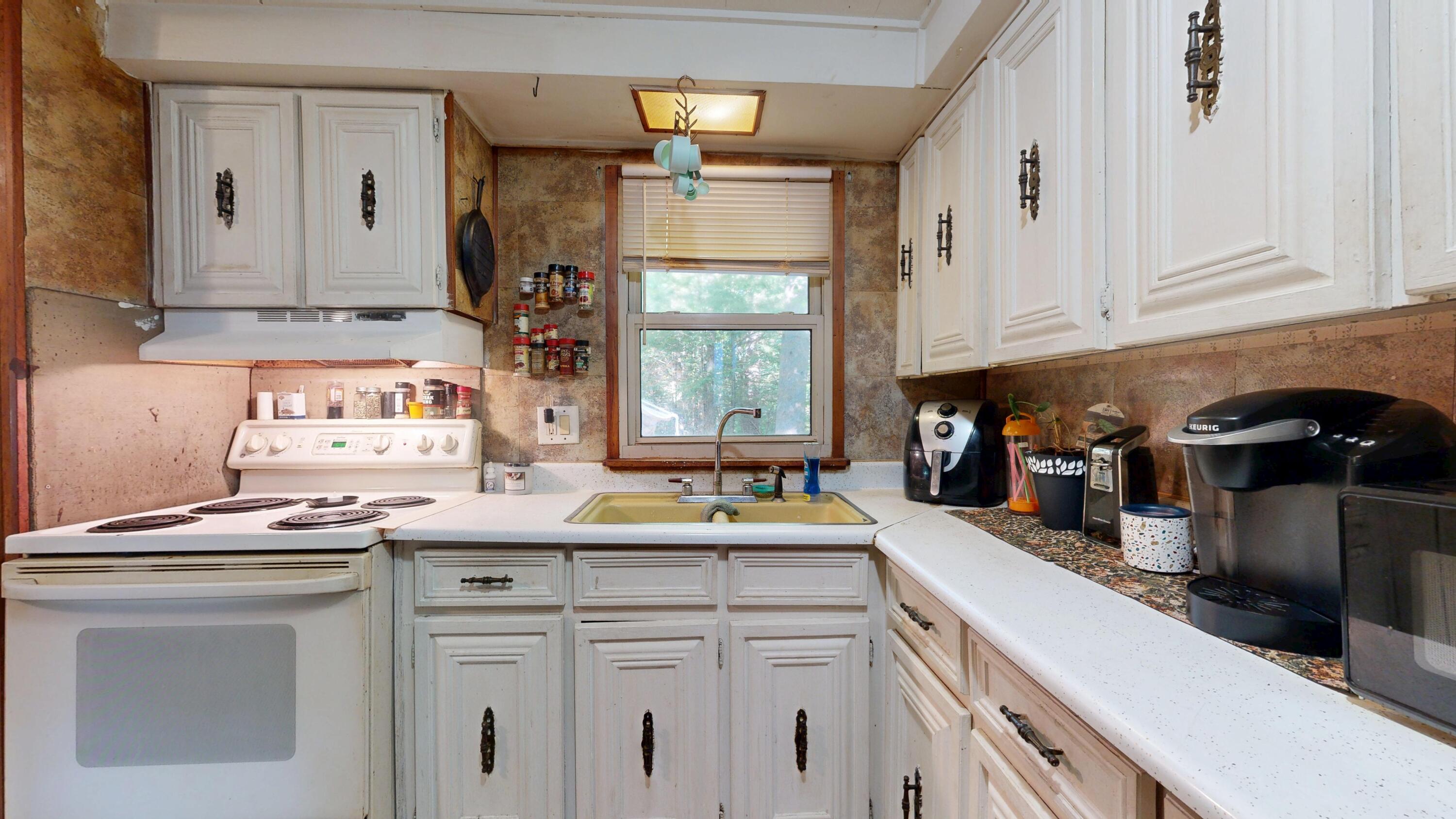 121 Maxwell Road Sabattus, ME 04280 - Photo 7 of 13
