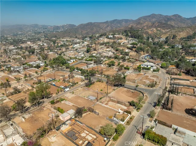 $1,675,000 | 1135 Chautauqua Boulevard, Pacific Palisades, CA 90272