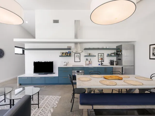 $2,775,000 | 1600 Barton Hills Drive, Austin, TX 78704