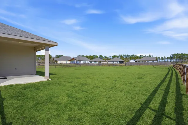 $2,300 | 137 Big Sandy Lane, Anahuac, TX 77514