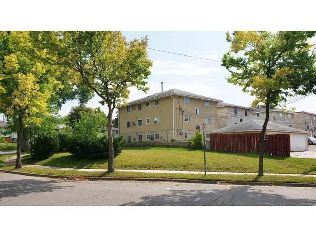 $120,000 | 5735 Sander Drive, Minneapolis, MN 55417