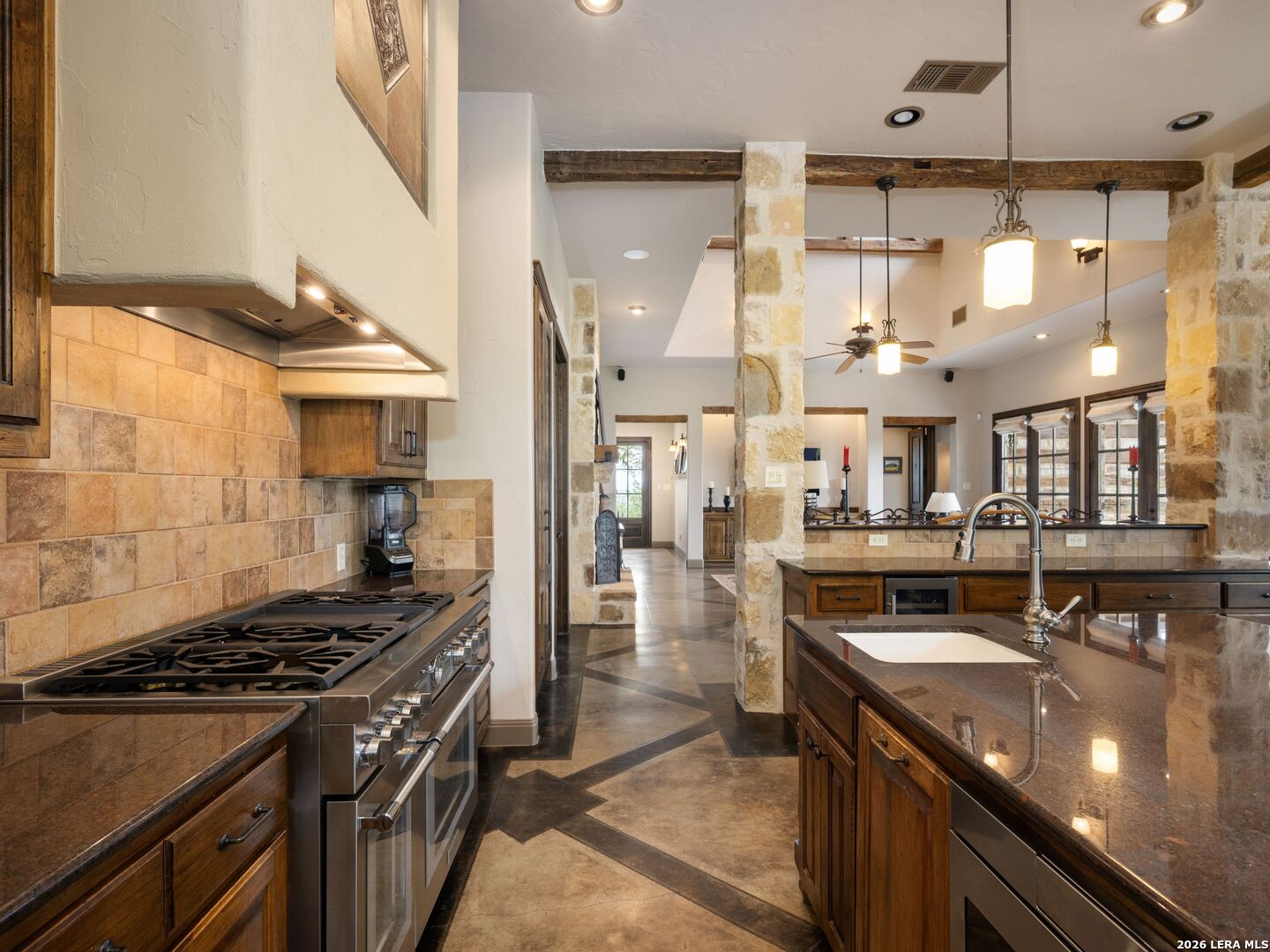 2717 B & R Utopia, TX 78884 - Photo 11 of 70