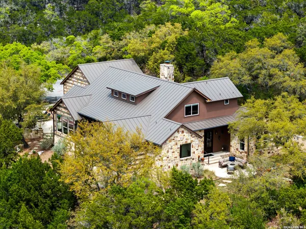 $1,525,000 | 2717 B & R, Utopia, TX 78884