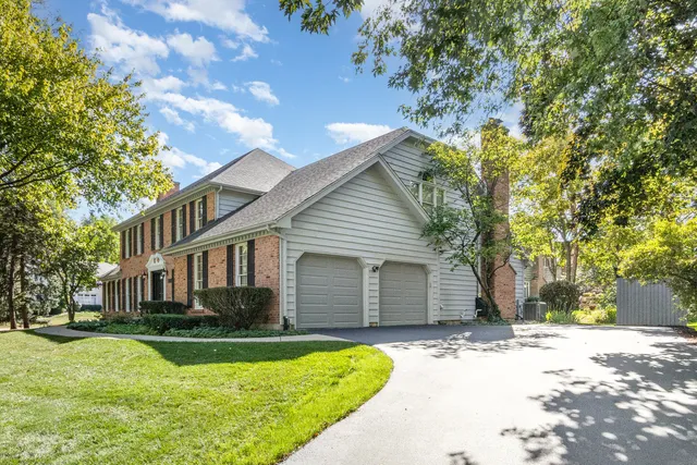 $1,199,900 | 25W313 Mayflower Avenue, Naperville, IL 60540