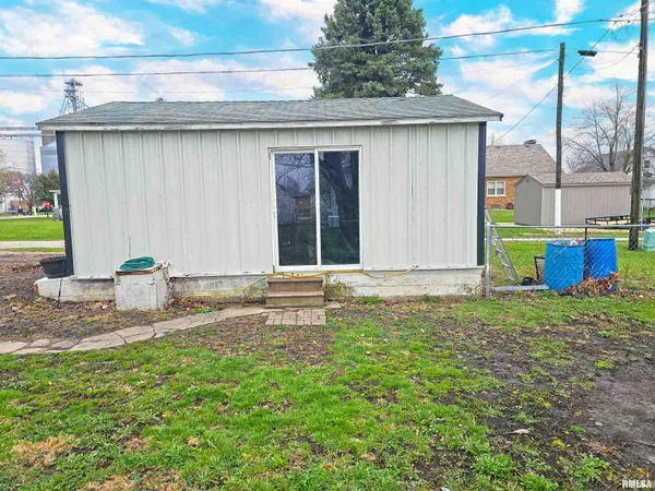 $64,900 | 203 State Street, Benson, IL 61516