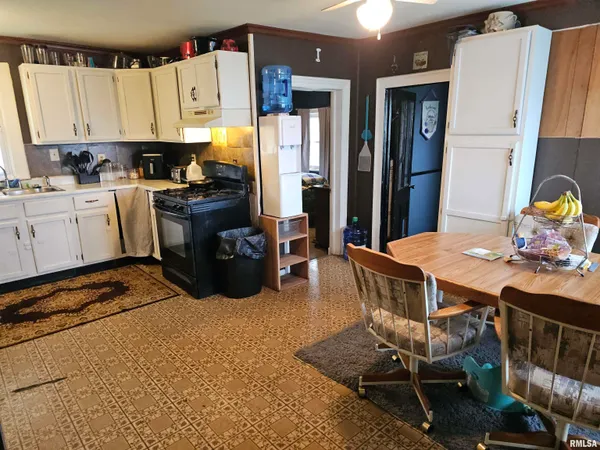 $64,900 | 203 State Street, Benson, IL 61516